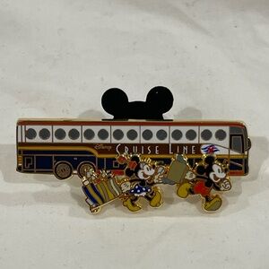 Disney Cruise Line Bus Pin #58947 - Mickey & Minnie Boarding DCL - Vintage